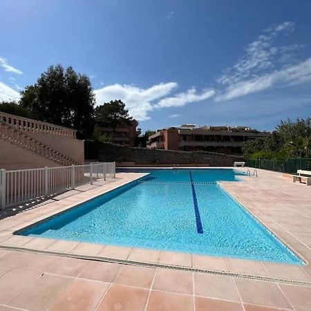 Appartement Avec Jardin Au Coeur De Saint-Tropez. ภายนอก รูปภาพ